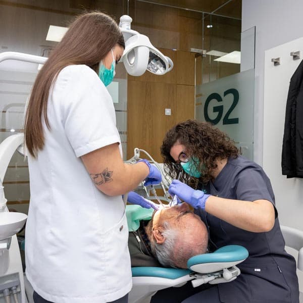 Cirugía dental