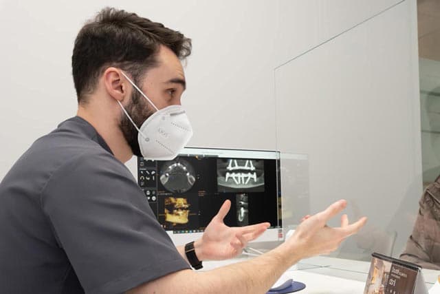 Expertos en prótesis dentales en Ourense