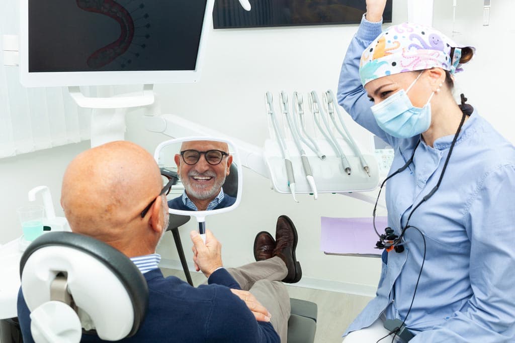 Lo último en prótesis dentales en Ourense